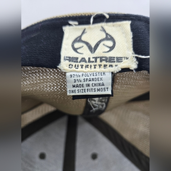 Green Realtree 2 tone Mesh Fitted Hat One Size Fits Most - Picture 6 of 6